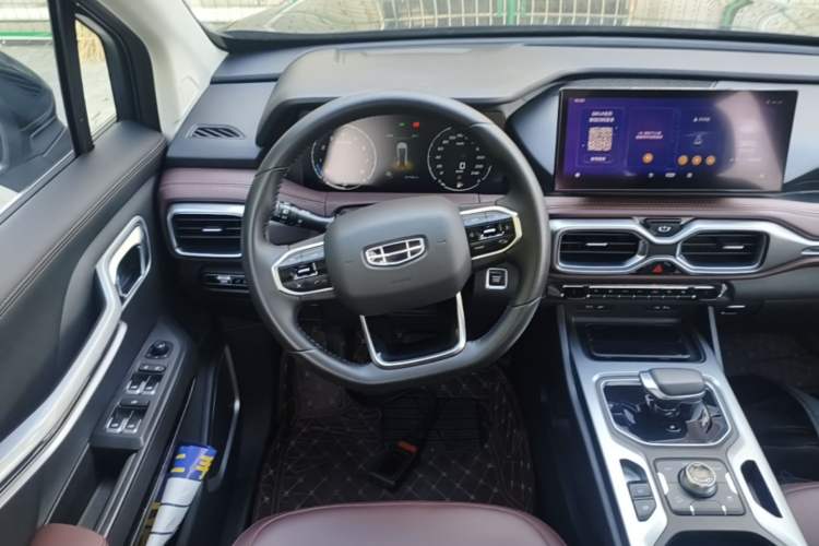 Used Geely Auto Haoyue 2022 1.8TD DCT Luxury Model 5 Seats Steering Wheel