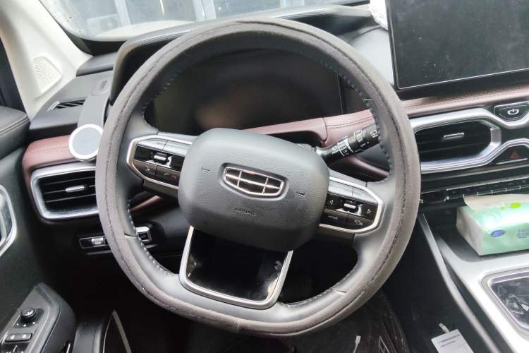 Used Geely Auto Haoyue 2022 1.8TD DCT Luxury 7-Seater Steering Wheel