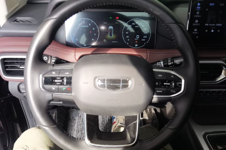 Used Geely Auto Haoyue 2022 1.8TD DCT Luxury 7-Seater Steering Wheel