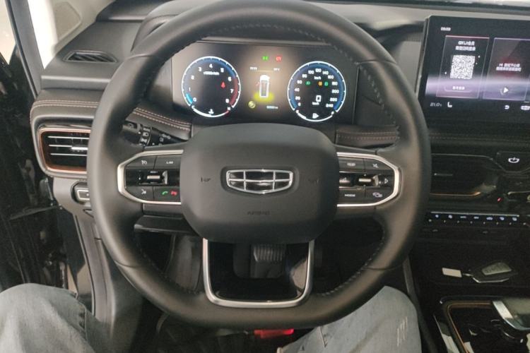 Used Geely Auto Haoyue 2022 1.8TD DCT Black Gold Limited Edition 7-Seater Steering Wheel