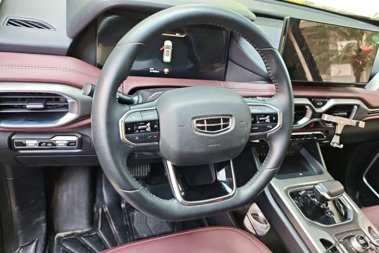 Used Geely Auto Haoyue 2022 1.8TD DCT Flagship 7-Seater Steering Wheel