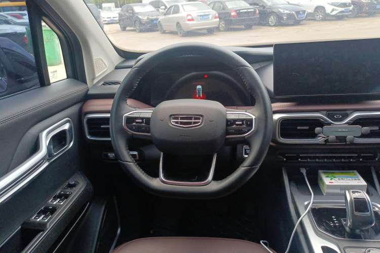 Used Geely Auto Haoyue 2022 1.8TD Automatic Prestige 7-Seater Steering Wheel