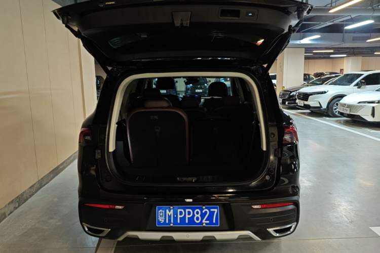 Used Geely Auto Haoyue 2022 1.8TD Automatic Prestige 7-Seater Trunk