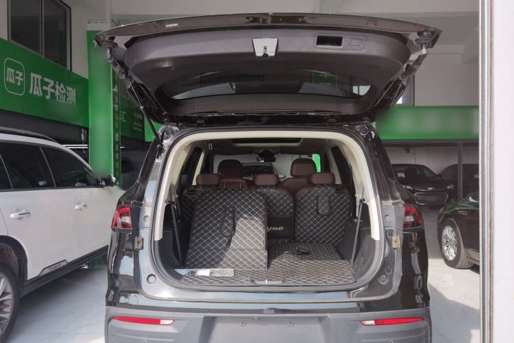 Used Geely Auto Haoyue 2022 1.8TD DCT Luxury 7-Seater Trunk