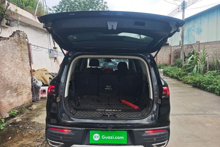 Used Geely Auto Haoyue 2022 1.8TD DCT Luxury 7-Seater Trunk
