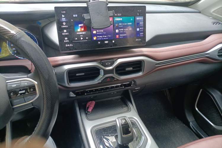 Used Geely Auto Haoyue 2022 1.8TD Automatic Prestige 7-Seater Audio And AC Panel