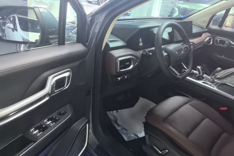 Used Geely Auto Haoyue 2022 1.8TD Automatic Prestige 7-Seater Driver Seat