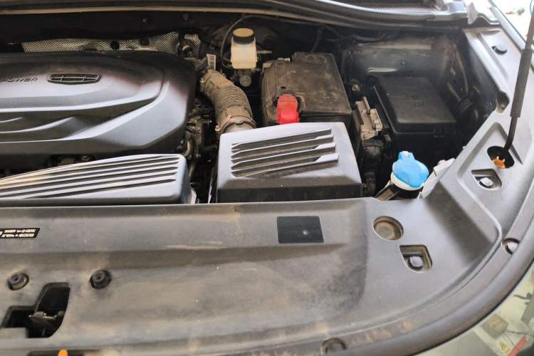 Used Geely Auto Haoyue 2022 1.8TD DCT Luxury 7-Seater Engine Bay Left