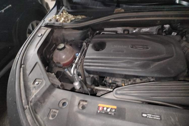 Used Geely Auto Haoyue 2022 1.8TD DCT Luxury 7-Seater Engine Bay Right