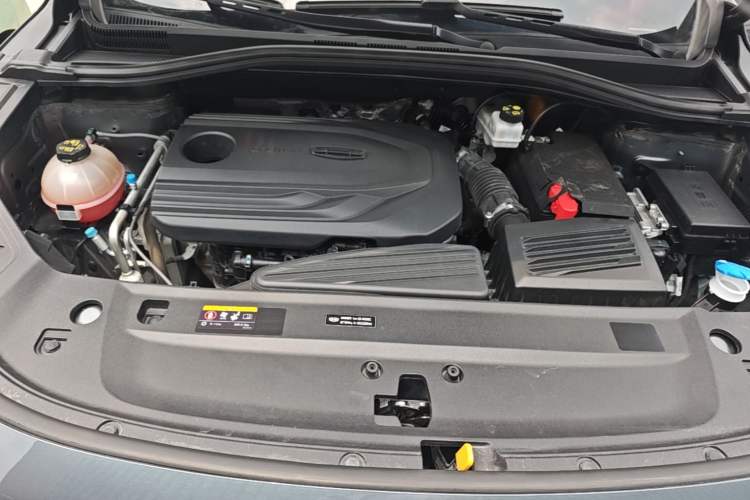Used Geely Auto Haoyue 2022 1.8TD Automatic Prestige 7-Seater Engine Bay