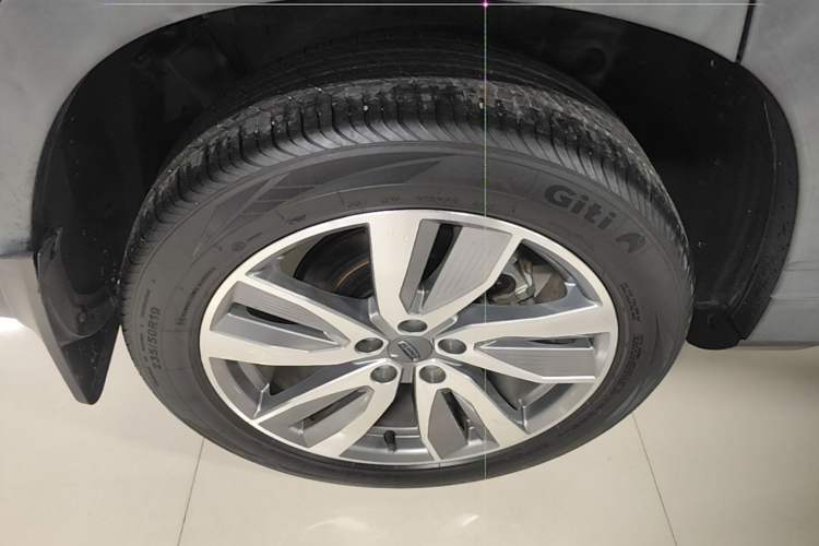 Used Geely Auto Haoyue 2022 1.8TD DCT Luxury 7-Seater Exterior 5
