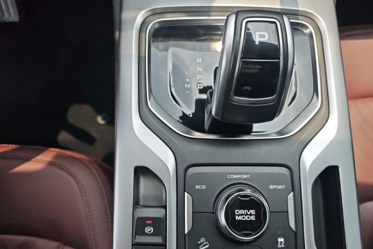 Used Geely Auto Haoyue 2022 1.8TD Automatic Prestige 7-Seater Gear Lever