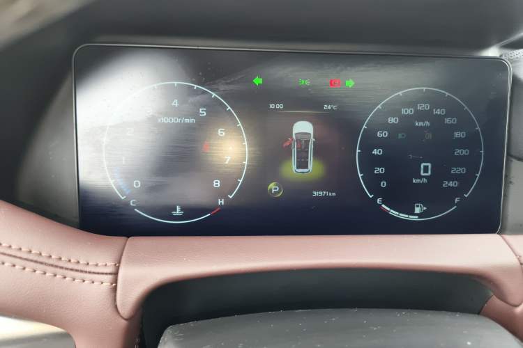 Used Geely Auto Haoyue 2022 1.8TD DCT Luxury 7-Seater Instrument Cluster