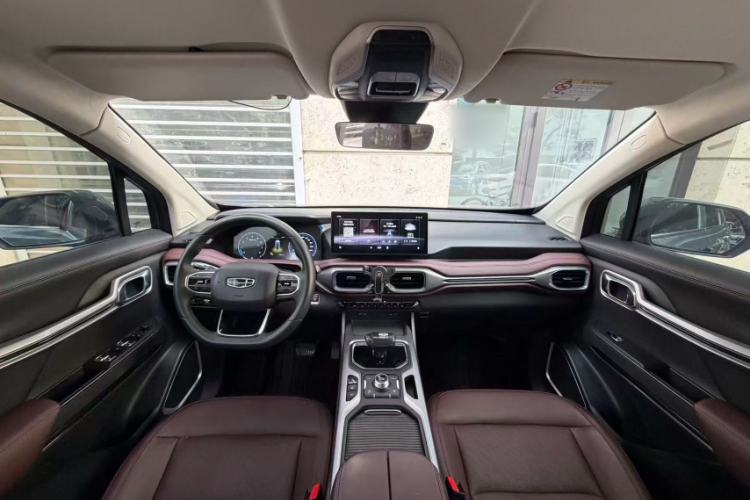 Used Geely Auto Haoyue 2022 1.8TD DCT Luxury 7-Seater Interior 1