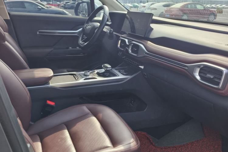 Used Geely Auto Haoyue 2022 1.8TD DCT Luxury 7-Seater Interior 12