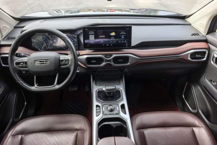 Used Geely Auto Haoyue 2022 1.8TD DCT Luxury 7-Seater Interior 2
