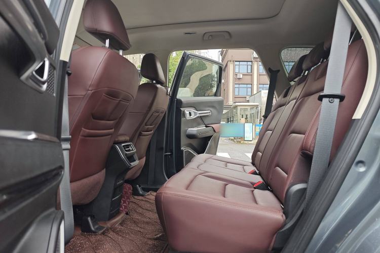 Used Geely Auto Haoyue 2022 1.8TD DCT Luxury Model 5 Seats Interior 4