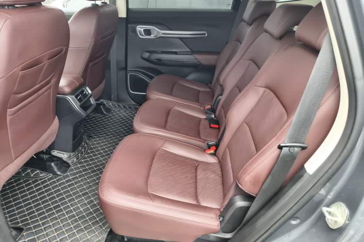 Used Geely Auto Haoyue 2022 1.8TD DCT Luxury 7-Seater Interior 4