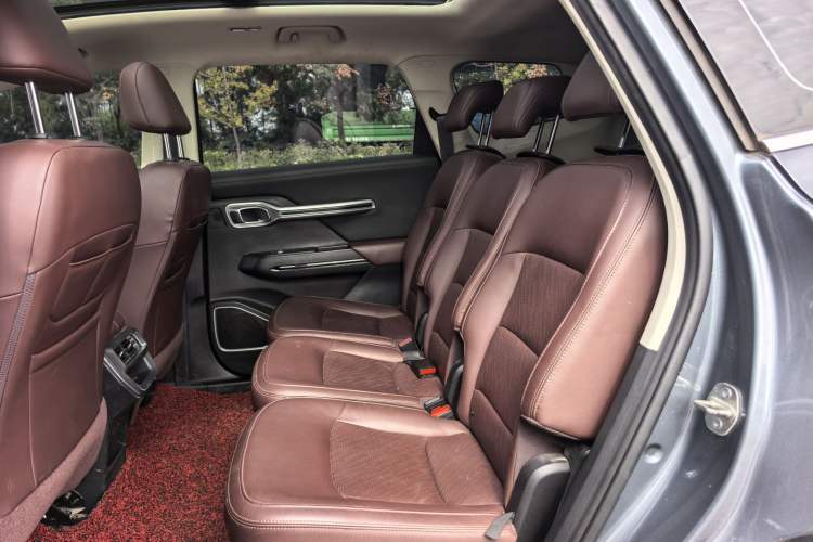 Used Geely Auto Haoyue 2022 1.8TD DCT Luxury 7-Seater Interior 5