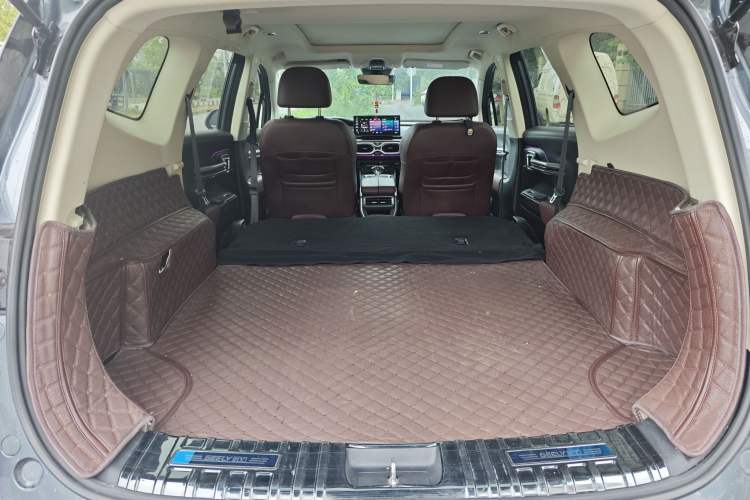 Used Geely Auto Haoyue 2022 1.8TD DCT Luxury Model 5 Seats Interior 5