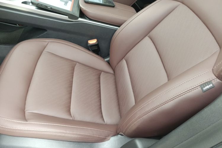 Used Geely Auto Haoyue 2022 1.8TD DCT Luxury 7-Seater Interior 9
