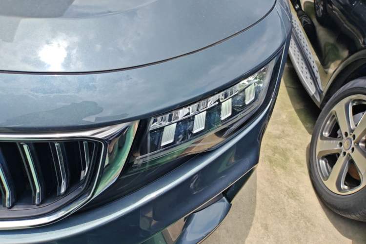 Used Geely Auto Haoyue 2022 1.8TD DCT Luxury 7-Seater Left Front Headlight