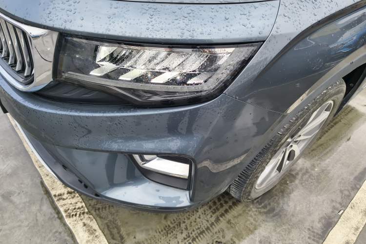 Used Geely Auto Haoyue 2022 1.8TD DCT Luxury 7-Seater Left Front Headlight