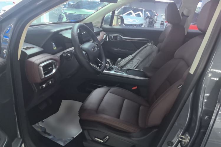 Used Geely Auto Haoyue 2022 1.8TD Automatic Prestige 7-Seater Left Front Seat