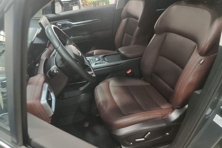 Used Geely Auto Haoyue 2022 1.8TD DCT Luxury 7-Seater Left Front Seat