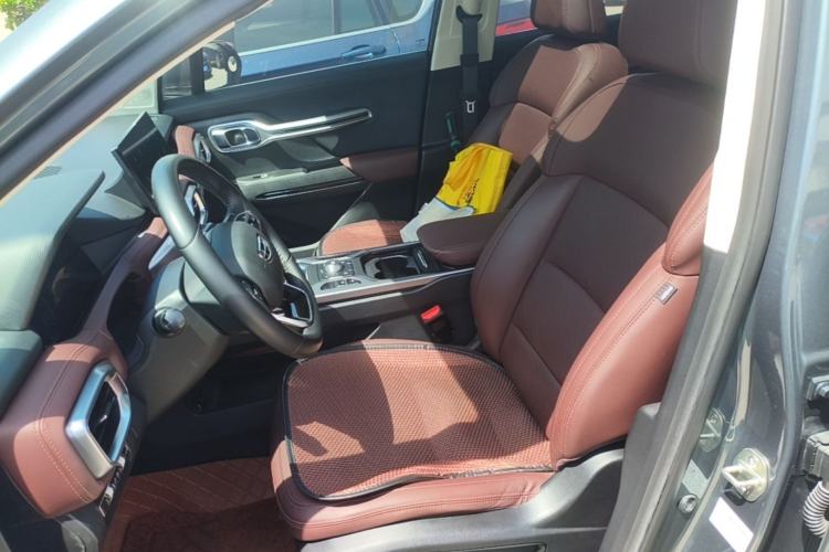 Used Geely Auto Haoyue 2022 1.8TD DCT Luxury 7-Seater Left Front Seat