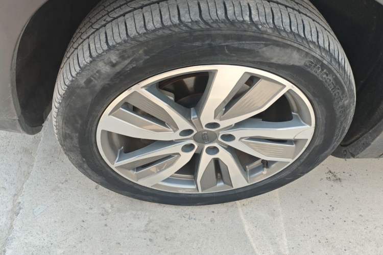 Used Geely Auto Haoyue 2022 1.8TD DCT Luxury 7-Seater Left Front Wheel Hub