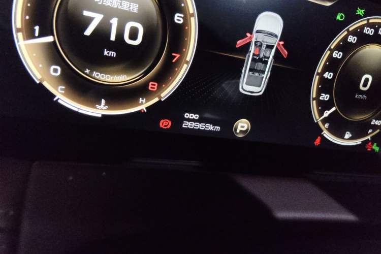 Used Geely Auto Haoyue 2022 1.8TD DCT Flagship 5-Seater Odometer Close Up