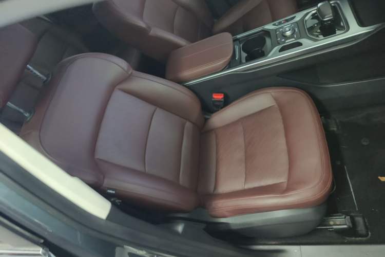 Used Geely Auto Haoyue 2022 1.8TD DCT Luxury 7-Seater Right Front Seat