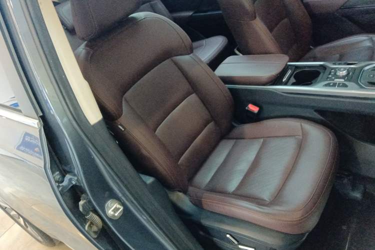 Used Geely Auto Haoyue 2022 1.8TD DCT Flagship 7-Seater Right Front Seat