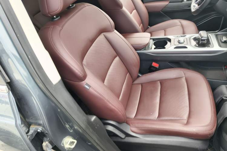 Used Geely Auto Haoyue 2022 1.8TD DCT Luxury 7-Seater Right Front Seat