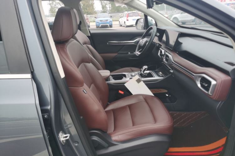 Used Geely Auto Haoyue 2022 1.8TD Automatic Prestige 7-Seater Right Front Seat