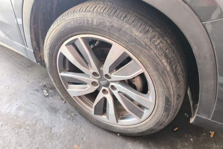 Used Geely Auto Haoyue 2022 1.8TD DCT Luxury 7-Seater Right Front Wheel Hub