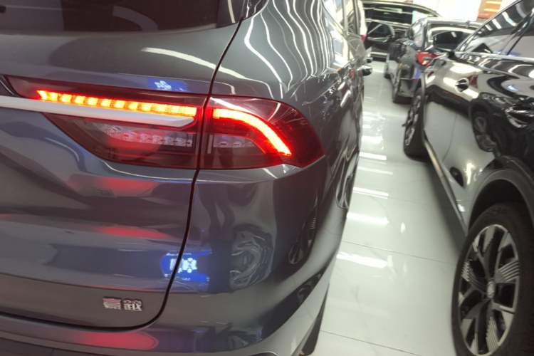 Used Geely Auto Haoyue 2022 1.8TD DCT Luxury 7-Seater Right Rear Taillight