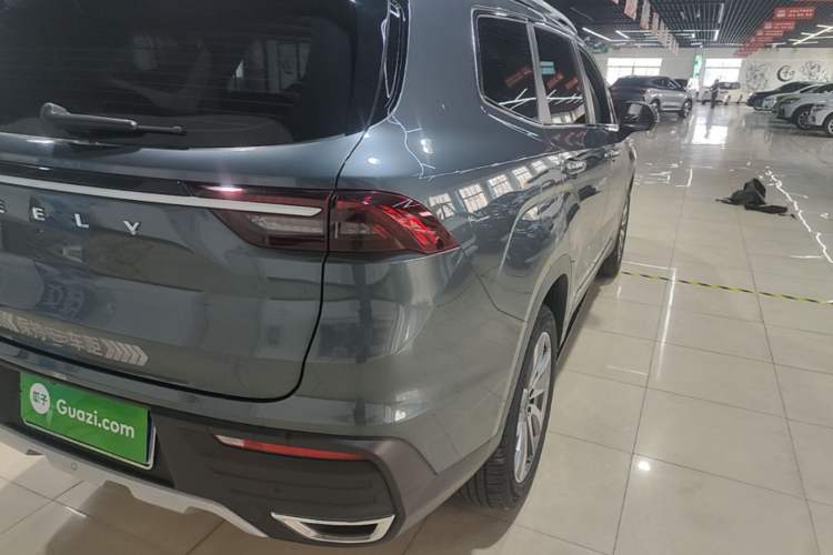 Used Geely Auto Haoyue 2022 1.8TD DCT Luxury 7-Seater Right Rear Taillight