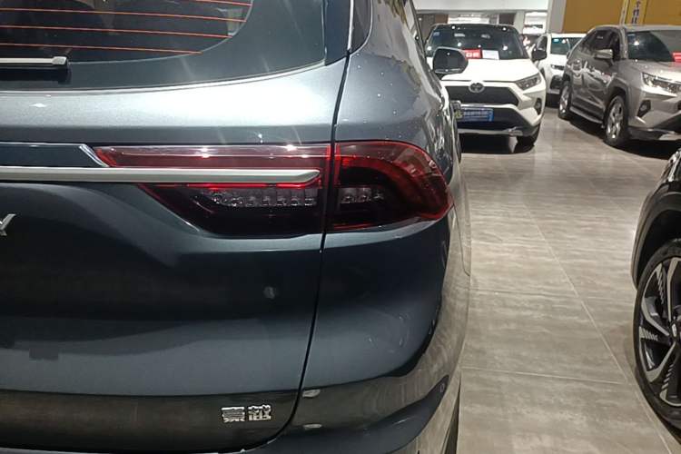 Used Geely Auto Haoyue 2022 1.8TD DCT Luxury 7-Seater Right Rear Taillight
