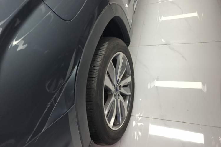 Used Geely Auto Haoyue 2022 1.8TD DCT Luxury 7-Seater Right Rear Wheel Hub