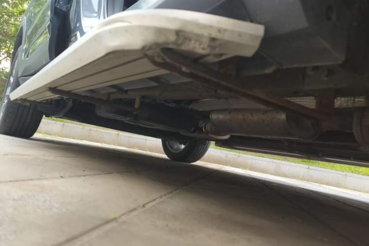 Used Geely Auto Haoyue 2022 1.8TD DCT Luxury 7-Seater Right Side Sill