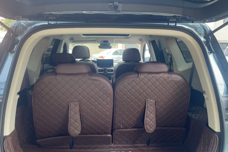 Used Geely Auto Haoyue 2022 1.8TD DCT Luxury 7-Seater Trunk