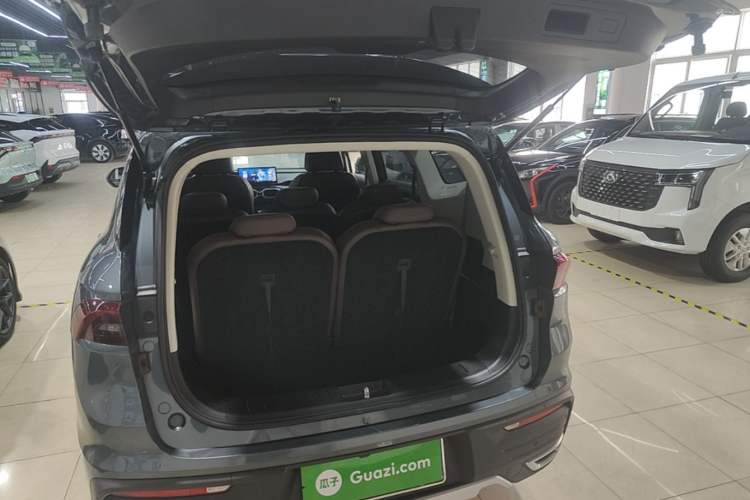 Used Geely Auto Haoyue 2022 1.8TD DCT Luxury 7-Seater Trunk