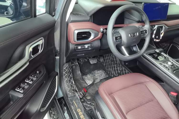 Used Geely Auto Haoyue 2022 1.8TD DCT Luxury 7-Seater Driver Seat