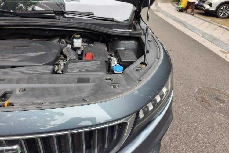 Used Geely Auto Haoyue 2022 1.8TD DCT Luxury 7-Seater Engine Bay Left