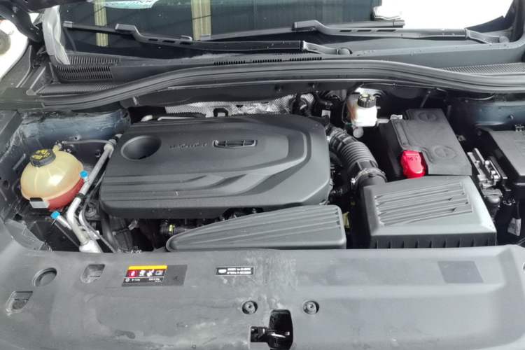 Used Geely Auto Haoyue 2022 1.8TD DCT Luxury 7-Seater Engine Bay