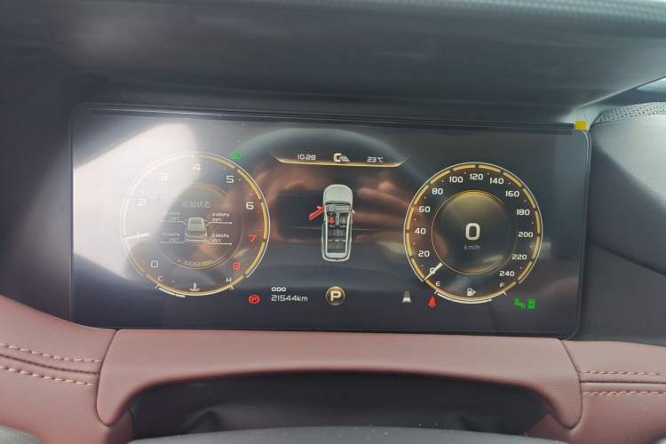 Used Geely Auto Haoyue 2022 1.8TD DCT Flagship 7-Seater Instrument Cluster
