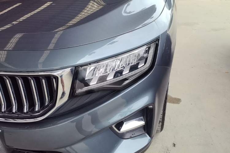 Used Geely Auto Haoyue 2022 1.8TD DCT Luxury 7-Seater Left Front Headlight