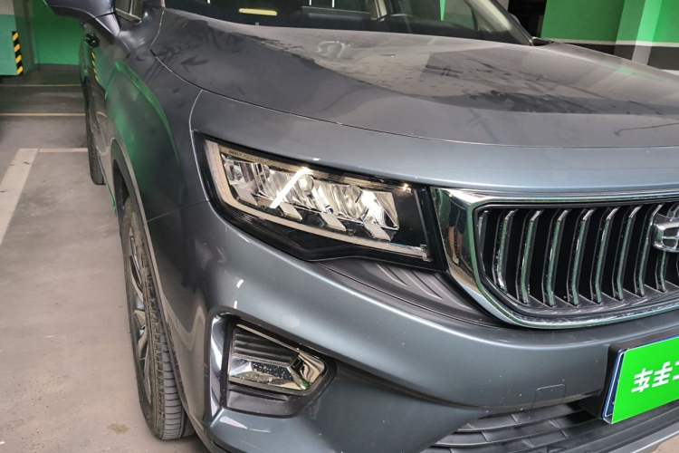 Used Geely Auto Haoyue 2022 1.8TD Automatic Prestige 7-Seater Right Front Headlight
